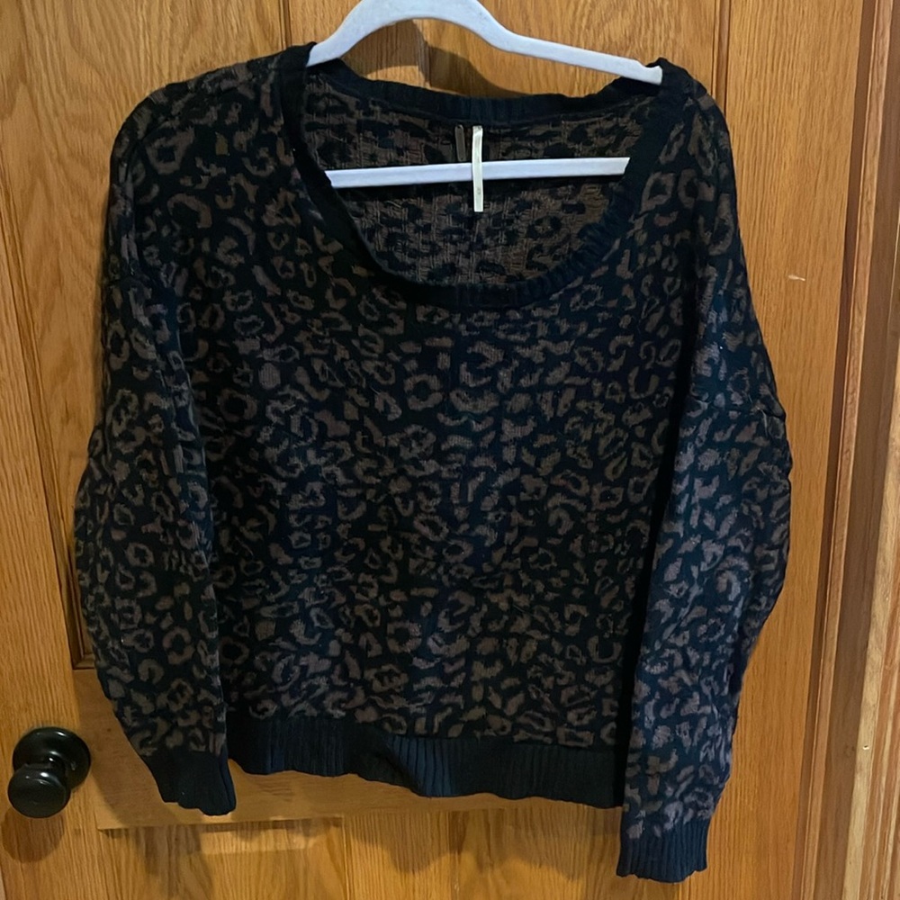 Free people sweater